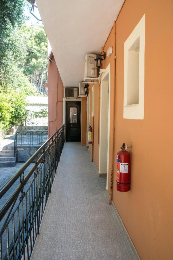 Ferienwohnung Empress Corfu Perama  Exterior foto